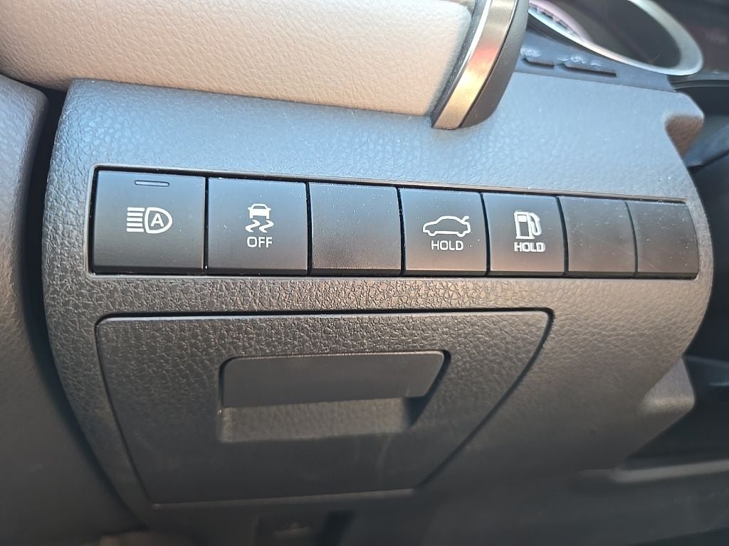 2024 Toyota Camry LE AWD