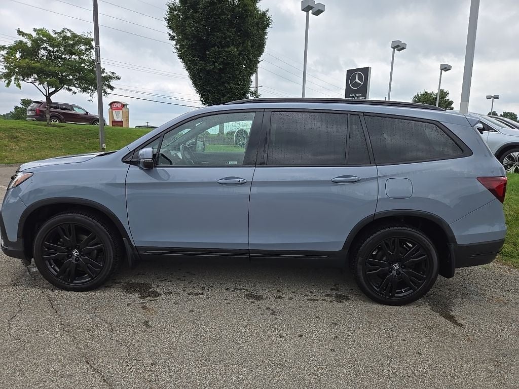 2022 Honda Pilot Black Edition AWD