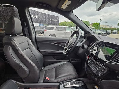 2022 Honda Pilot Black Edition AWD