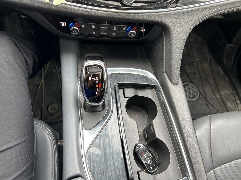 2019 Buick Enclave Essence AWD