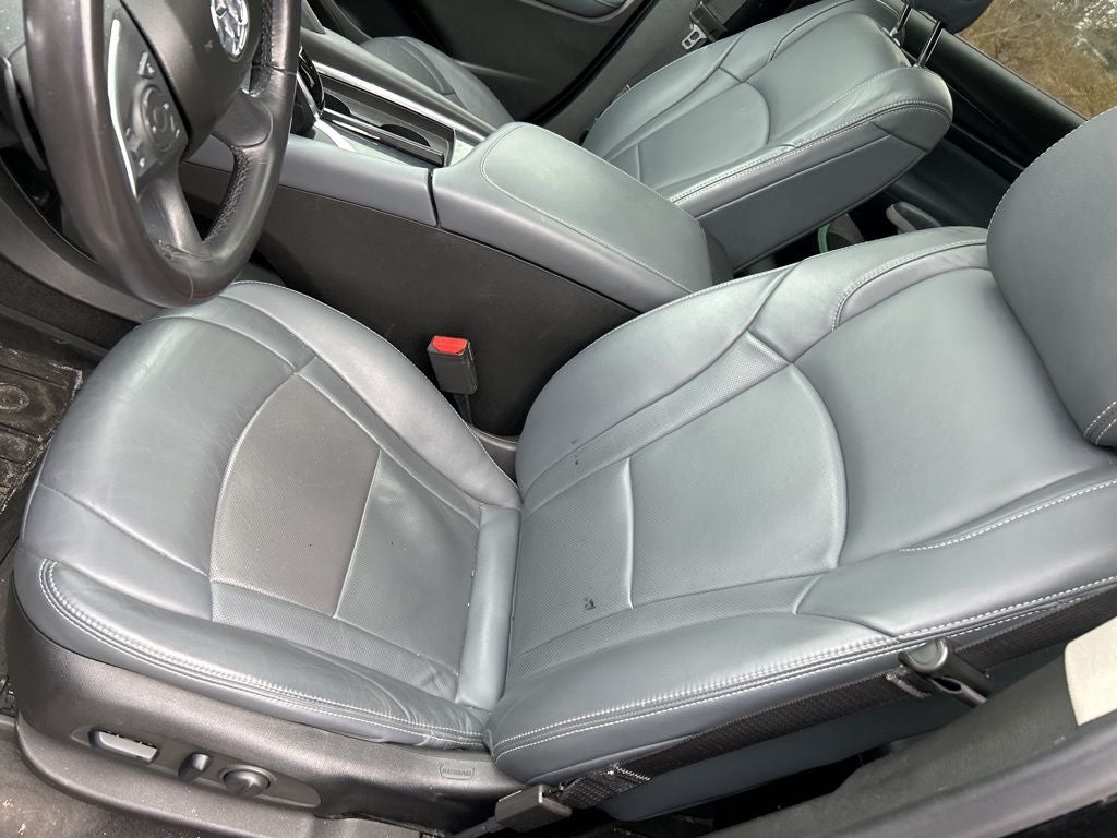 2019 Buick Enclave Essence AWD