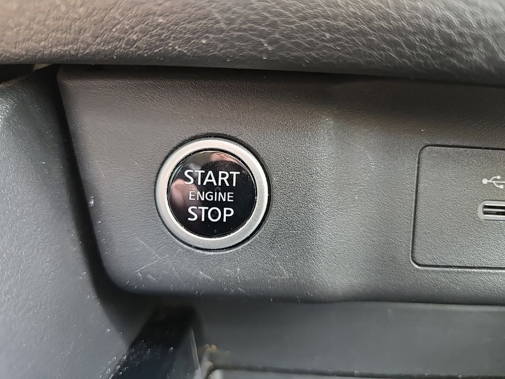 2023 Nissan Rogue SV AWD