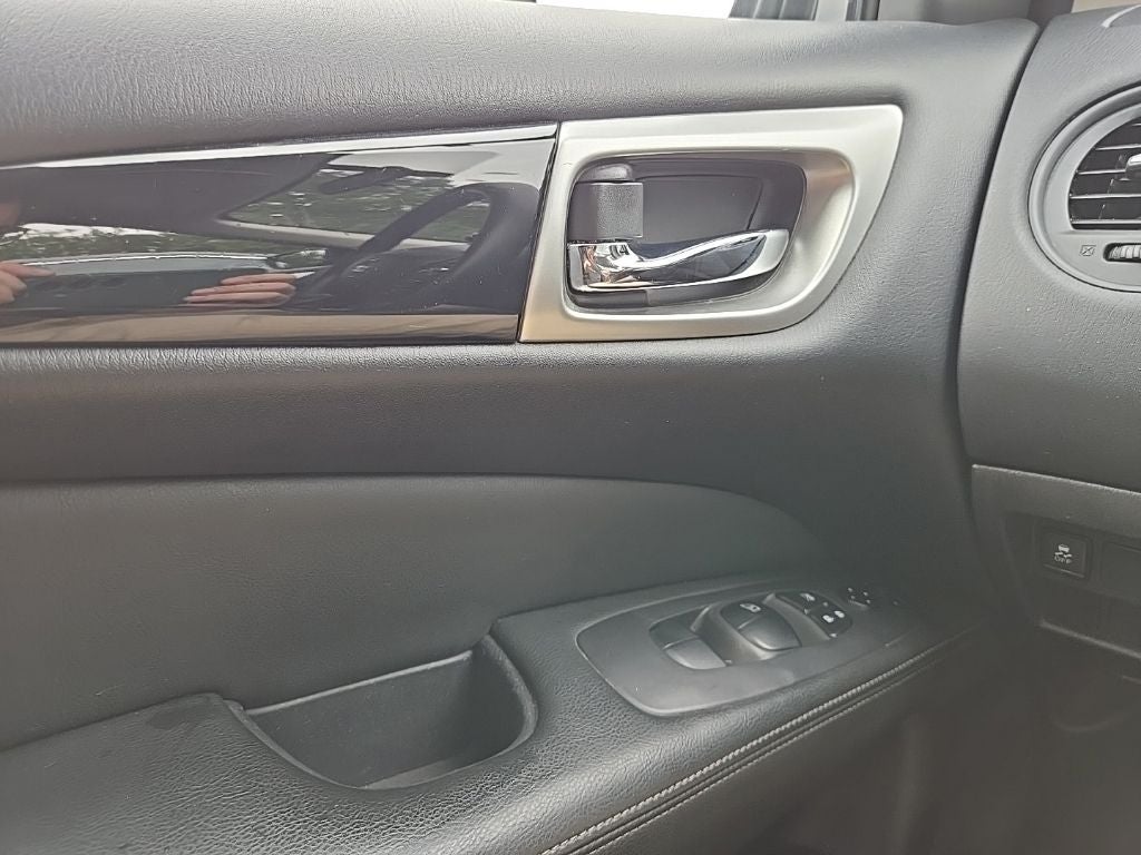 2020 Nissan Pathfinder S 4WD