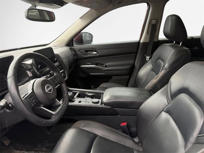 2022 Nissan Pathfinder SL 4WD