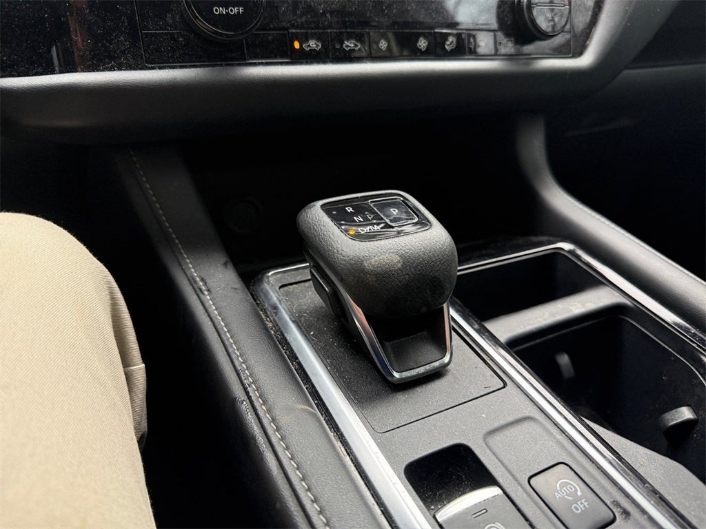 2022 Nissan Pathfinder SL 4WD