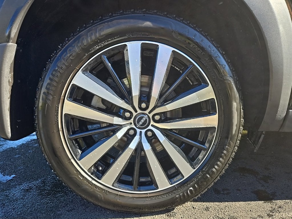 2024 Nissan Pathfinder Platinum 4WD