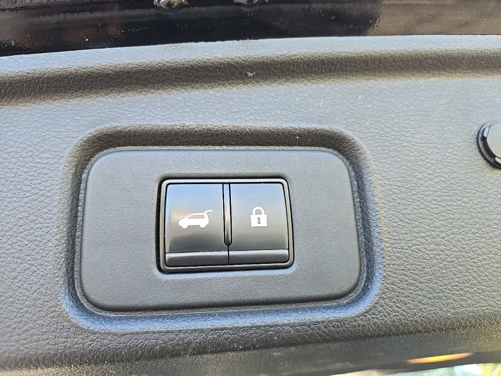 2024 Nissan Pathfinder Platinum 4WD
