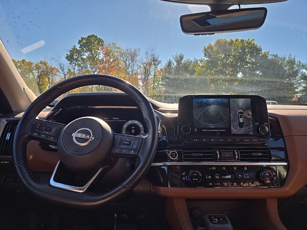 2024 Nissan Pathfinder Platinum 4WD