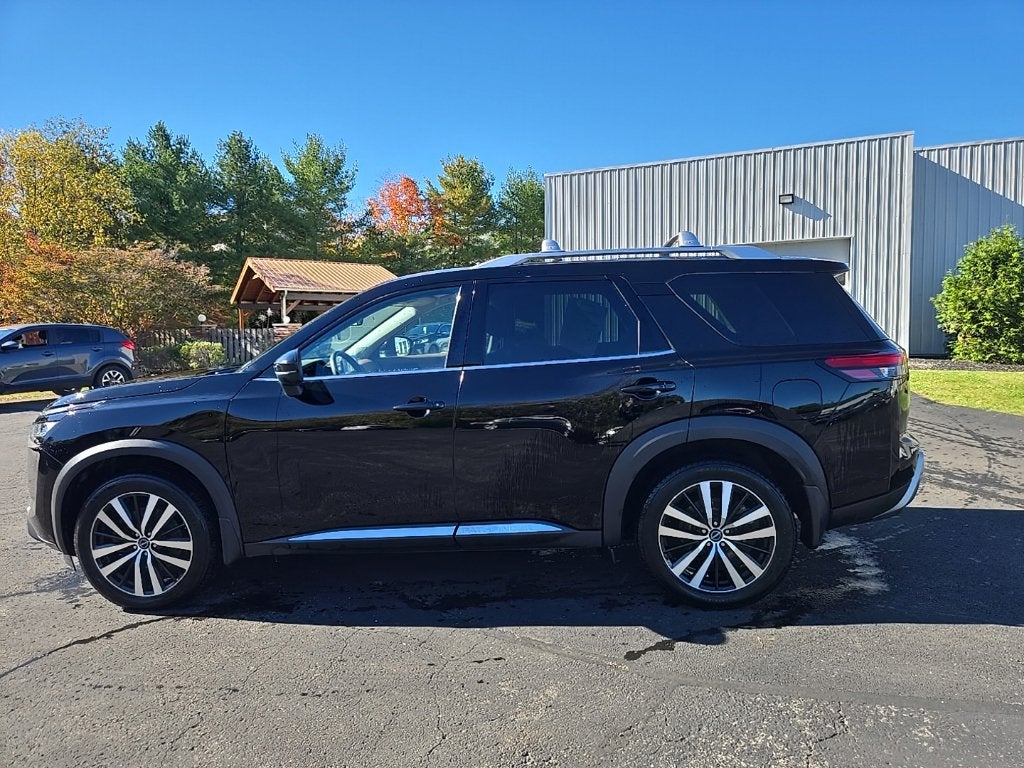 2024 Nissan Pathfinder Platinum 4WD