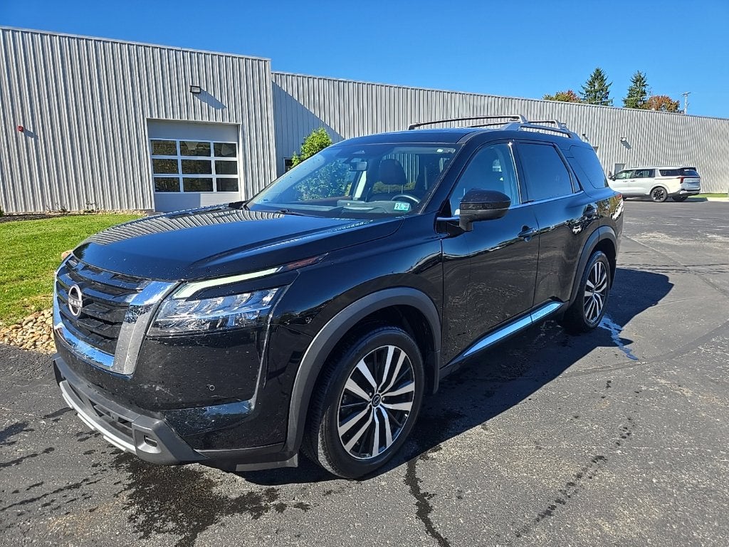 2024 Nissan Pathfinder Platinum 4WD