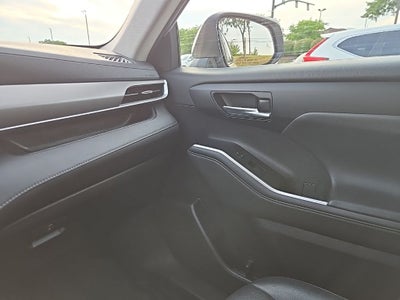 2021 Toyota Highlander XLE AWD