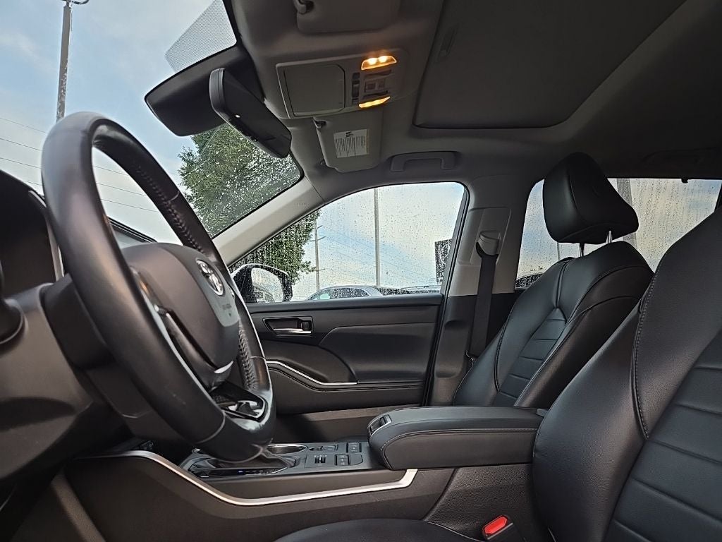 2021 Toyota Highlander XLE AWD