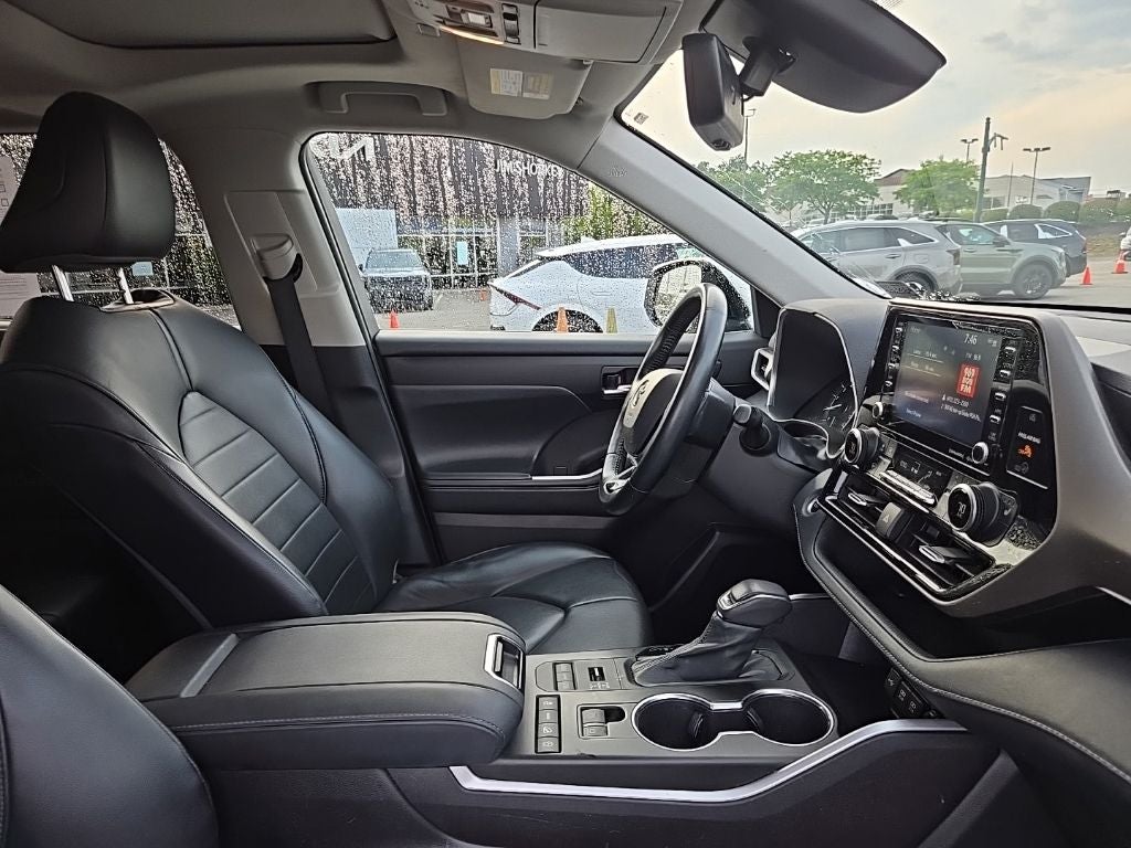 2021 Toyota Highlander XLE AWD