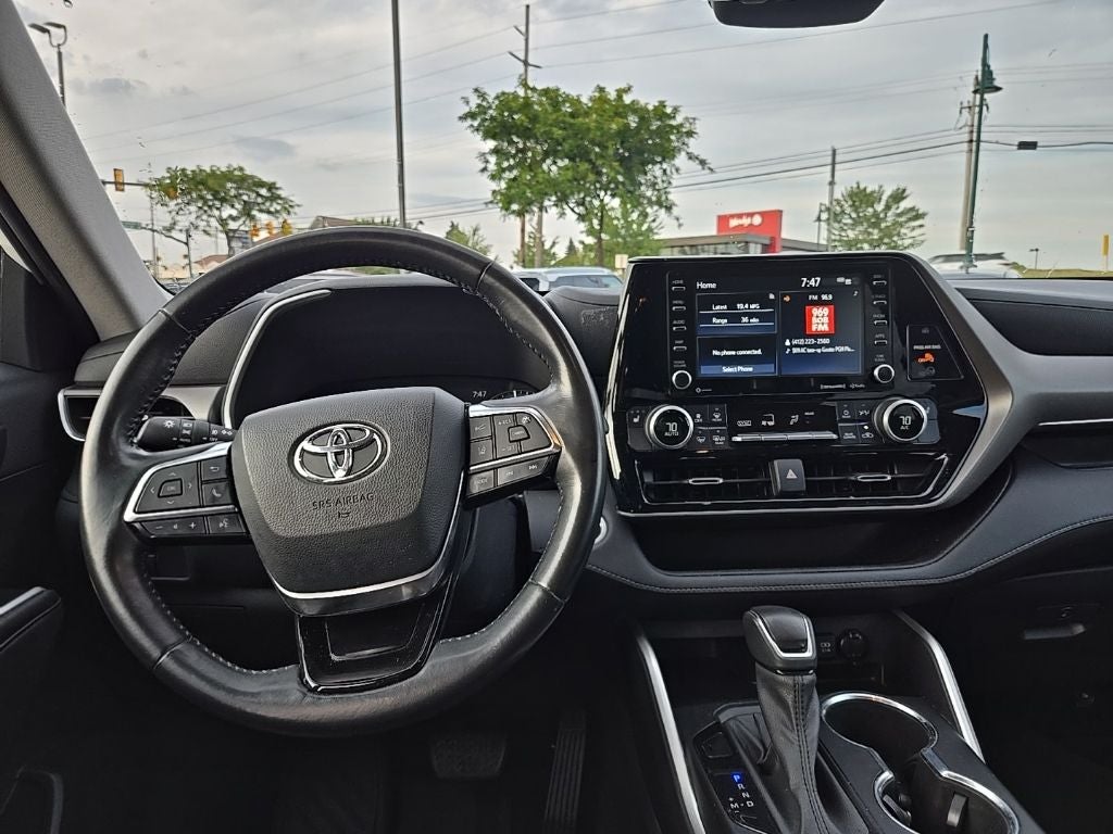 2021 Toyota Highlander XLE AWD