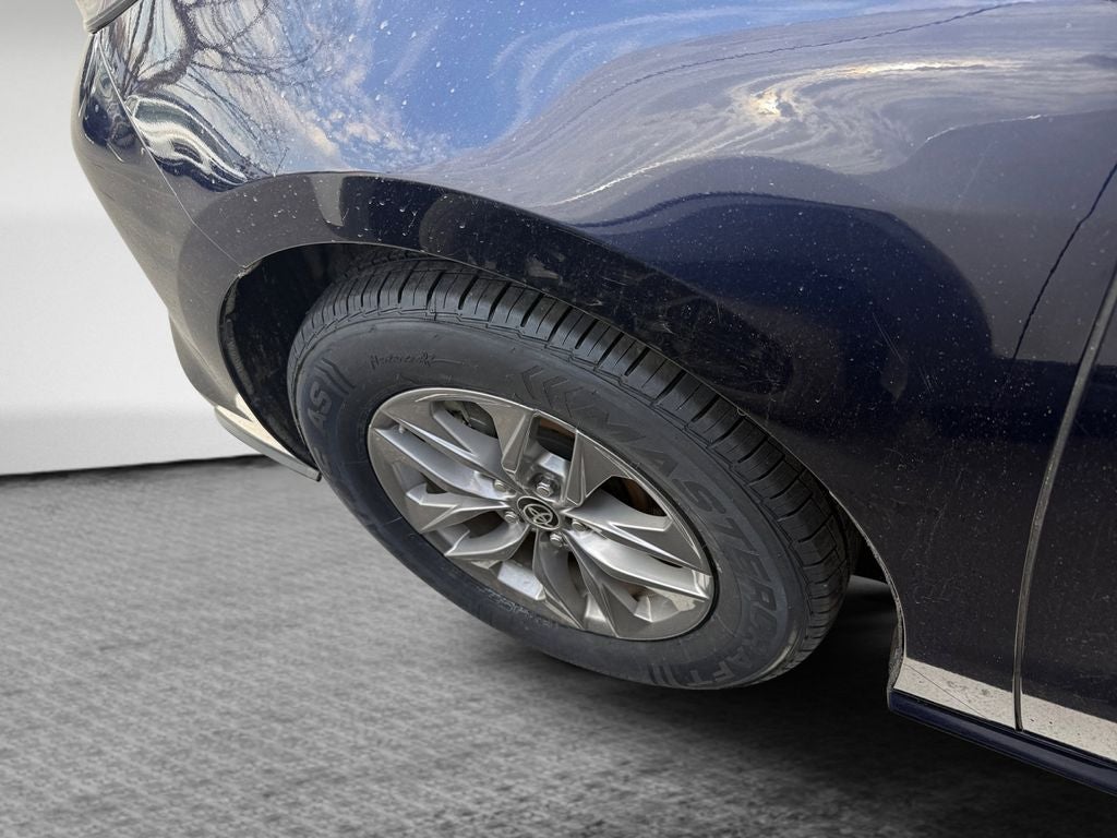 2024 Toyota Sienna XLE 8 Passenger