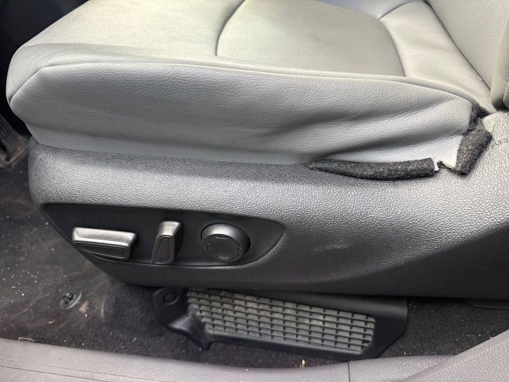 2024 Toyota Sienna XLE 8 Passenger