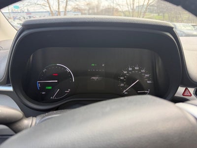 2024 Toyota Sienna XLE 8 Passenger