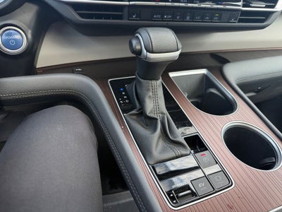 2024 Toyota Sienna XLE 8 Passenger