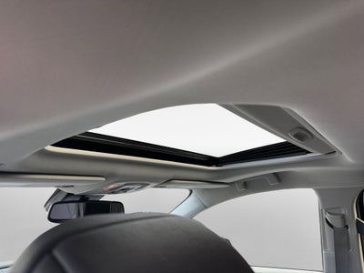 2024 Toyota Sienna XLE 8 Passenger