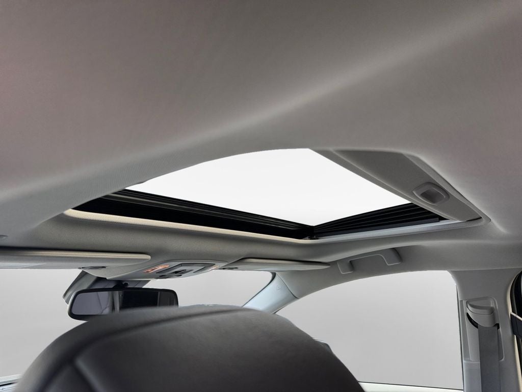 2024 Toyota Sienna XLE 8 Passenger