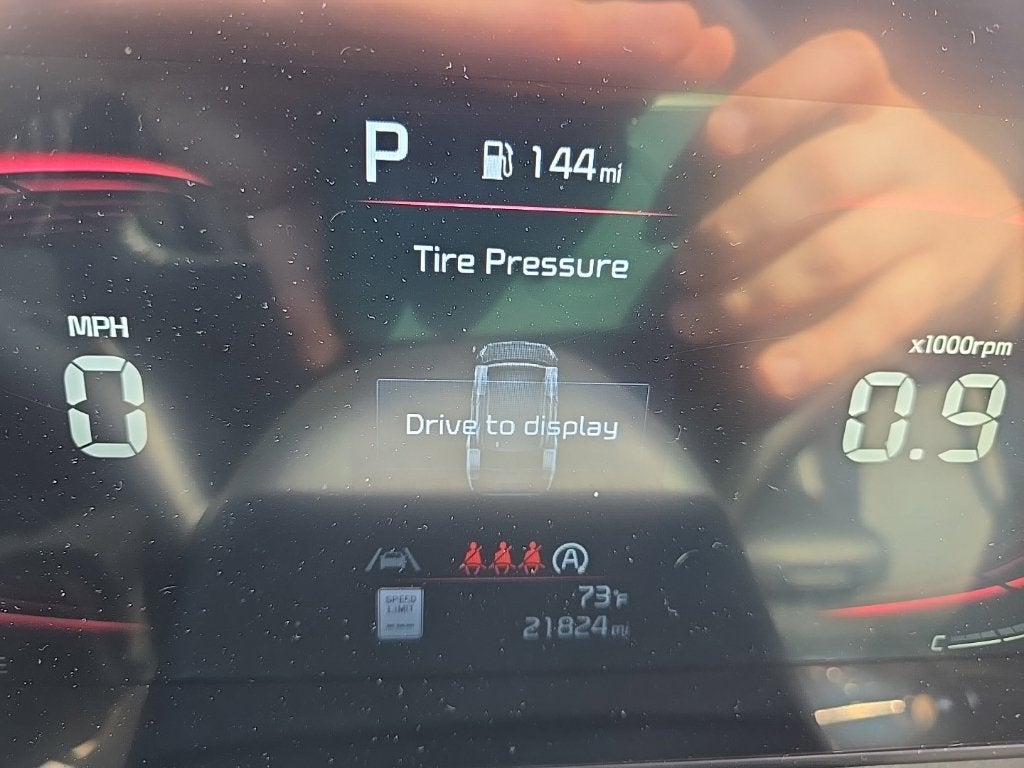 2024 Kia Sportage EX AWD