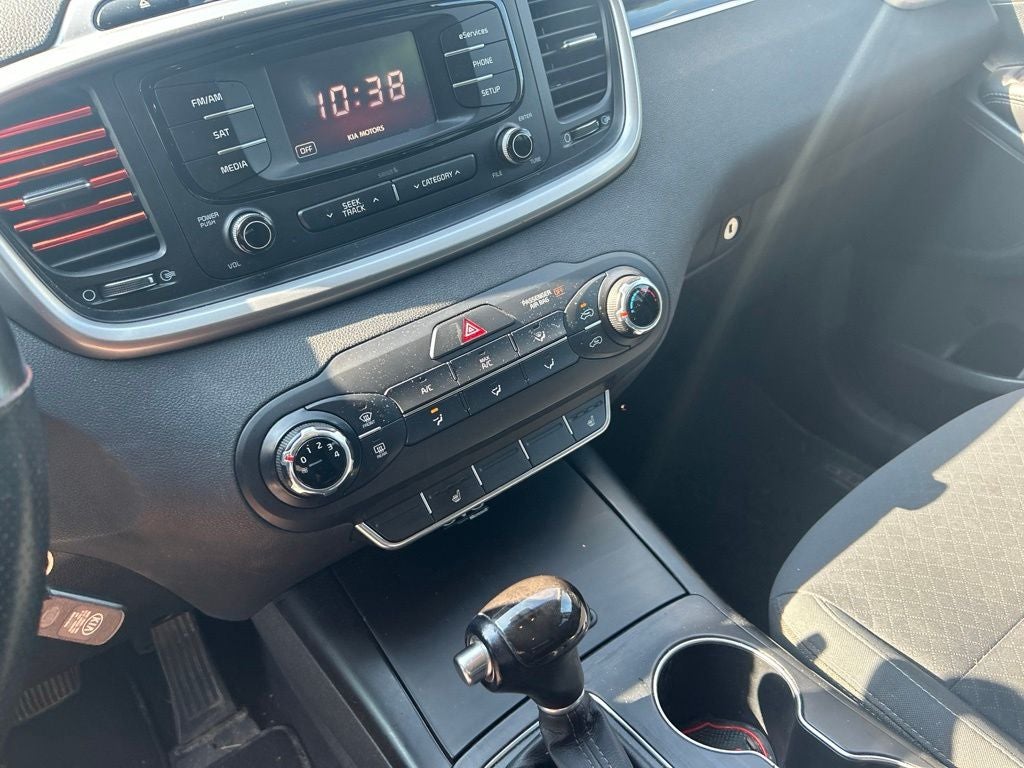 2016 Kia Sorento LX