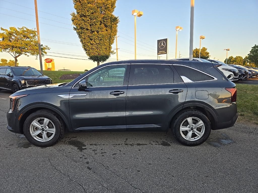 2024 Kia Sorento LX