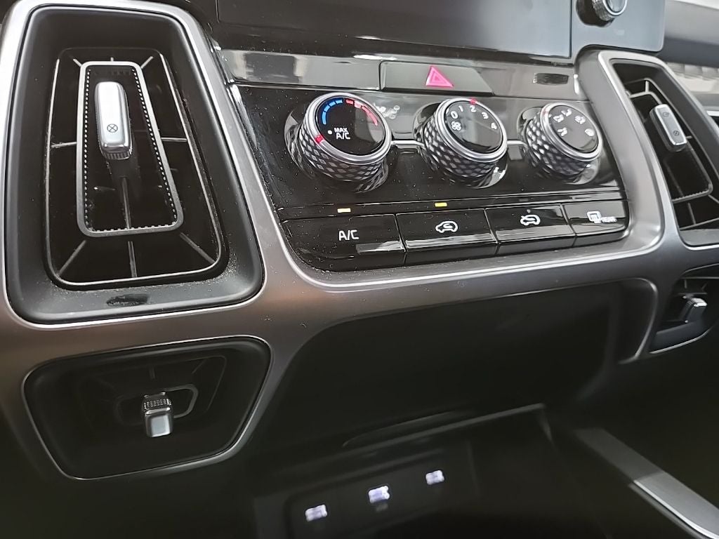 2023 Kia Sorento LX AWD