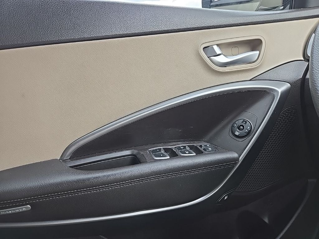 2017 Hyundai Santa Fe Sport 2.4 Base AWD