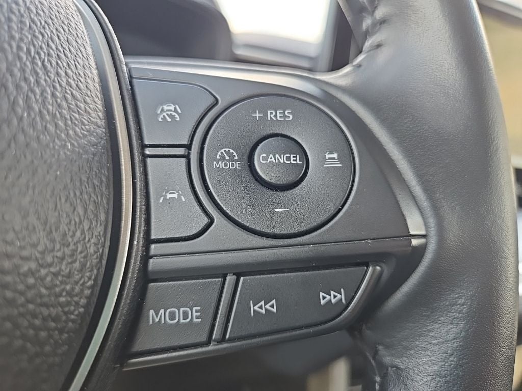2024 Toyota Corolla Cross LE AWD