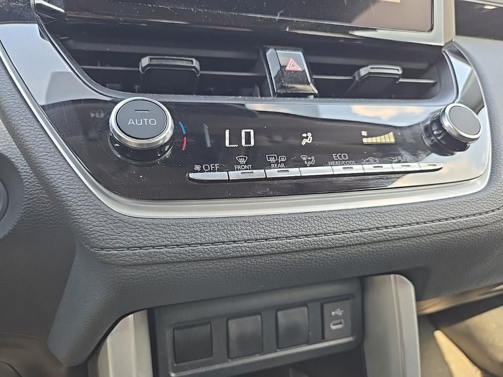 2024 Toyota Corolla Cross LE AWD