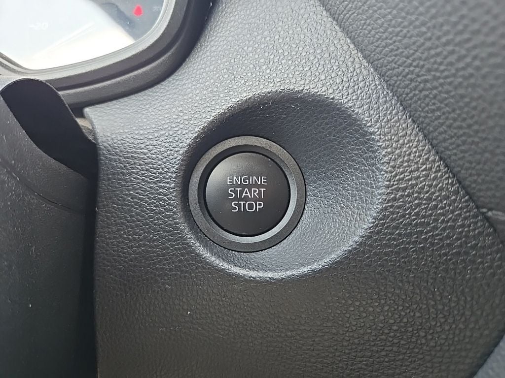 2024 Toyota Corolla Cross LE AWD