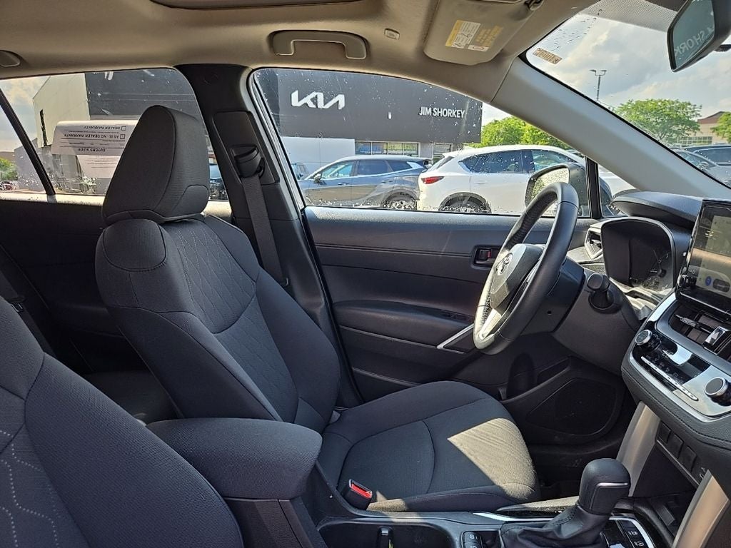2024 Toyota Corolla Cross LE AWD