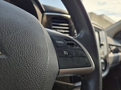 2019 Mitsubishi Outlander ES