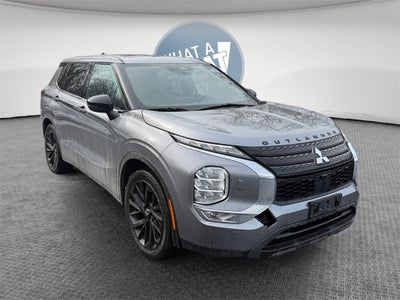 2022 Mitsubishi Outlander Black Edition 4WD