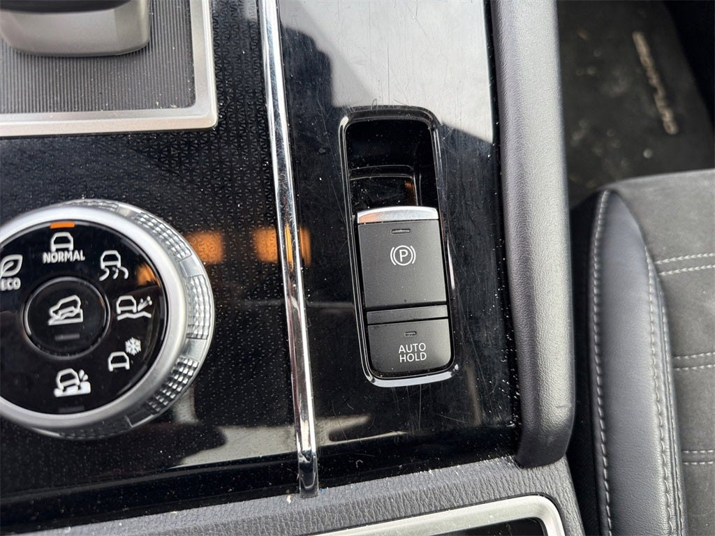 2022 Mitsubishi Outlander Black Edition 4WD