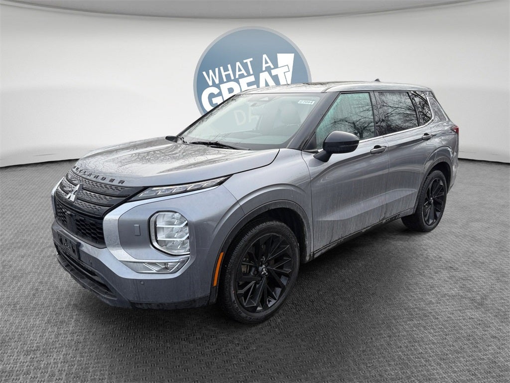 2022 Mitsubishi Outlander Black Edition 4WD