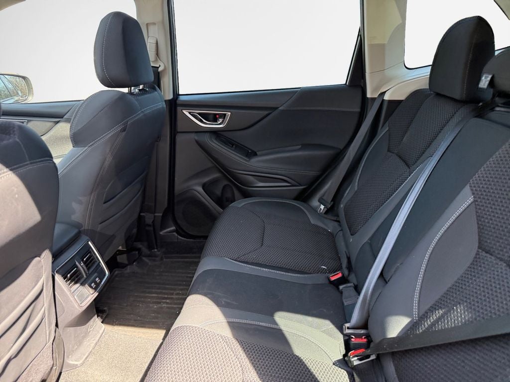 2024 Subaru Forester Premium AWD