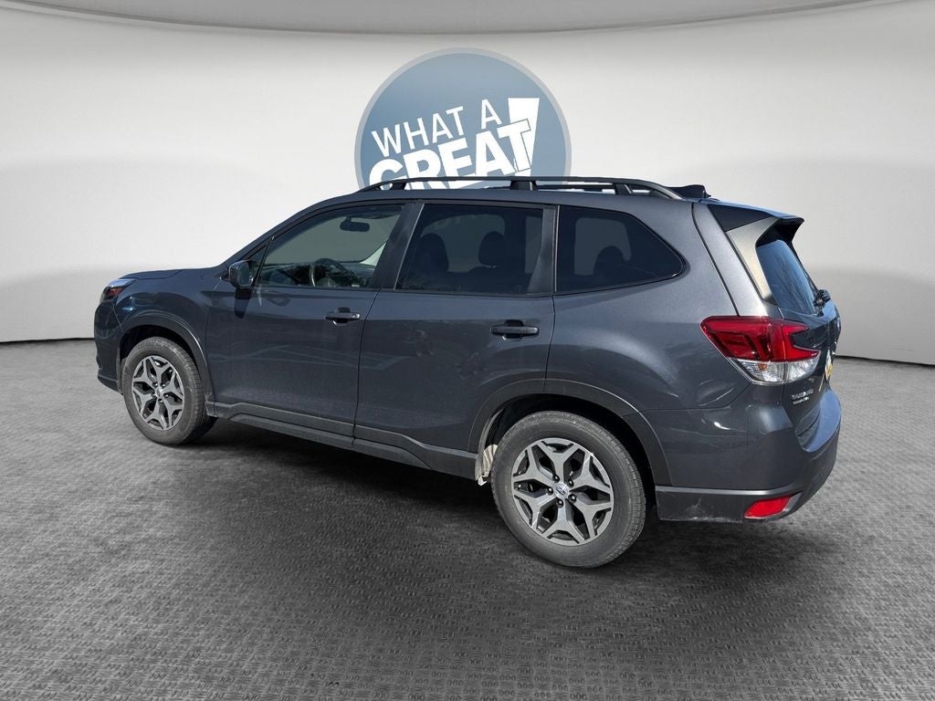 2024 Subaru Forester Premium AWD
