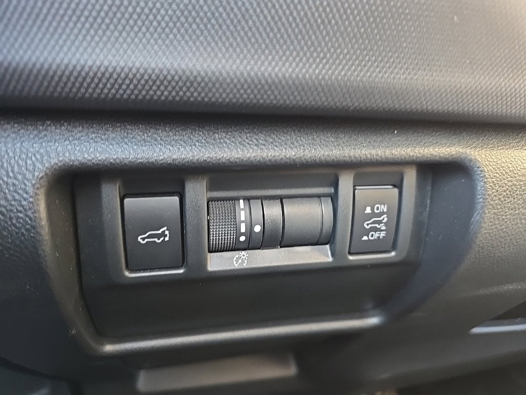 2025 Subaru Forester Premium AWD