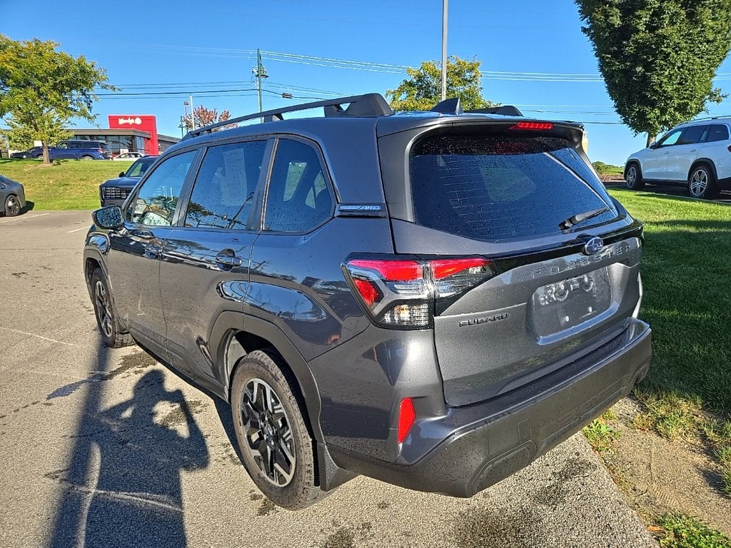 2025 Subaru Forester Premium AWD