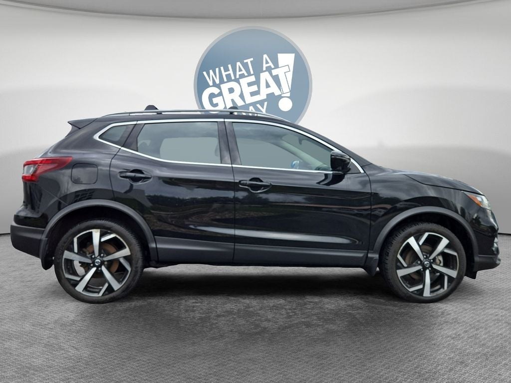 2022 Nissan Rogue Sport SL AWD
