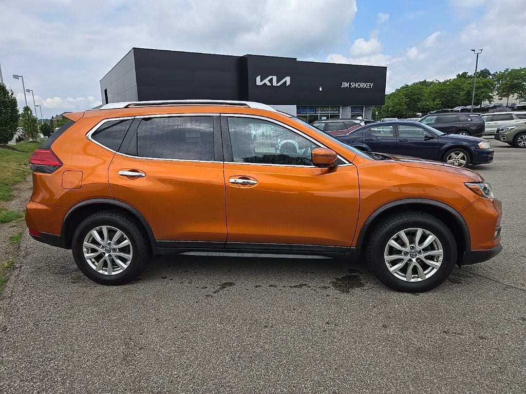 2017 Nissan Rogue SV AWD