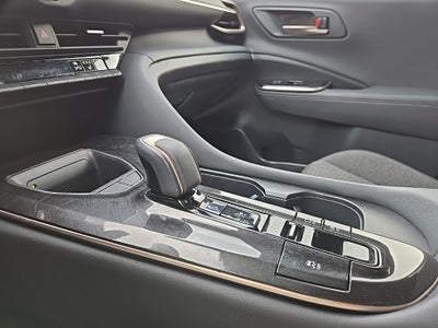 2024 Toyota Crown XLE AWD