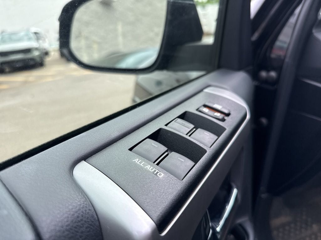 2023 Toyota 4Runner SR5 Premium 4WD