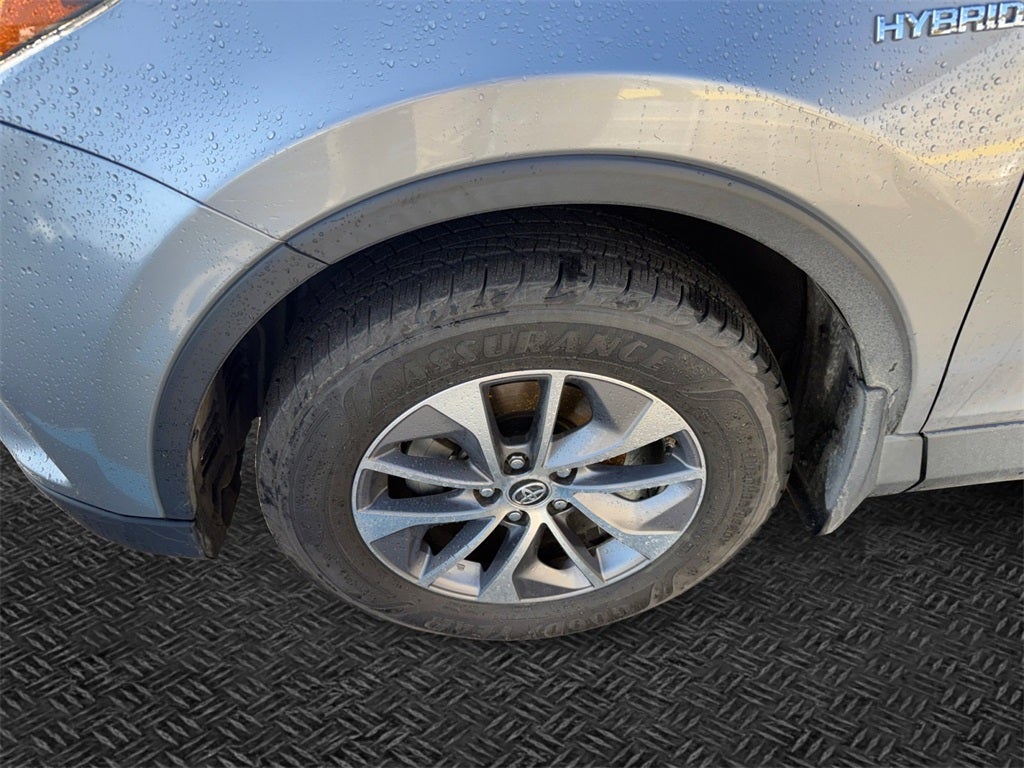 2018 Toyota RAV4 Hybrid LE AWD