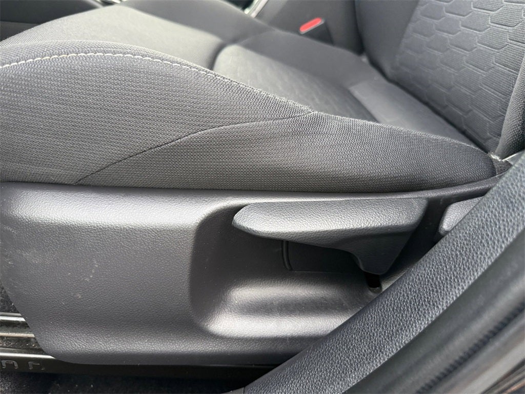 2023 Toyota Corolla Hatchback SE