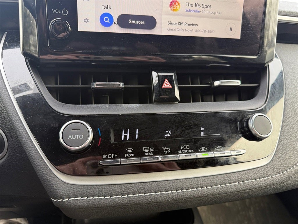 2023 Toyota Corolla Hatchback SE