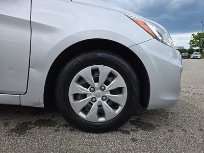 2016 Hyundai Accent SE