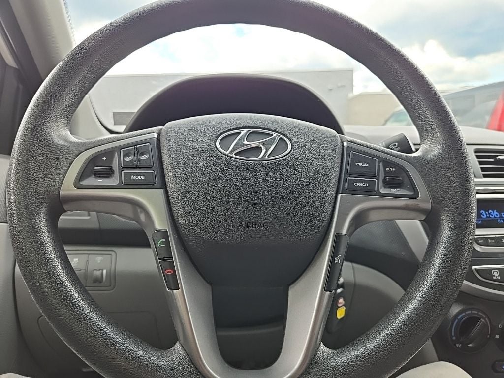 2016 Hyundai Accent SE